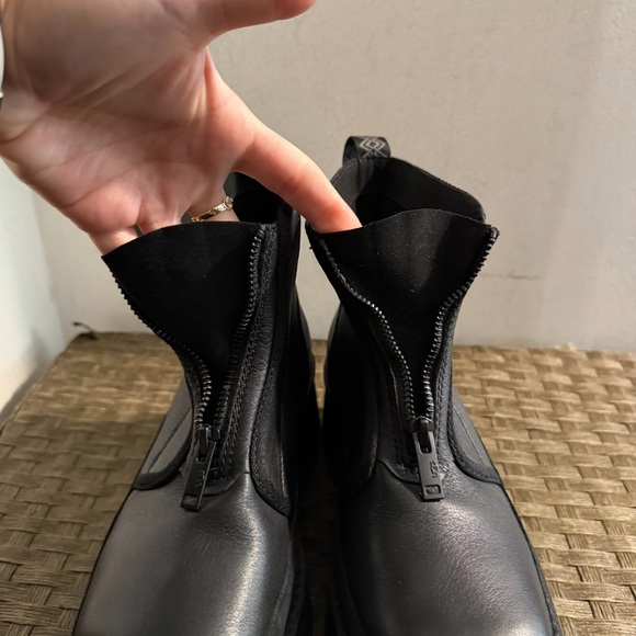 Womens Ugg cityfunc zip boots 5.5 - Picture 8 of 8
